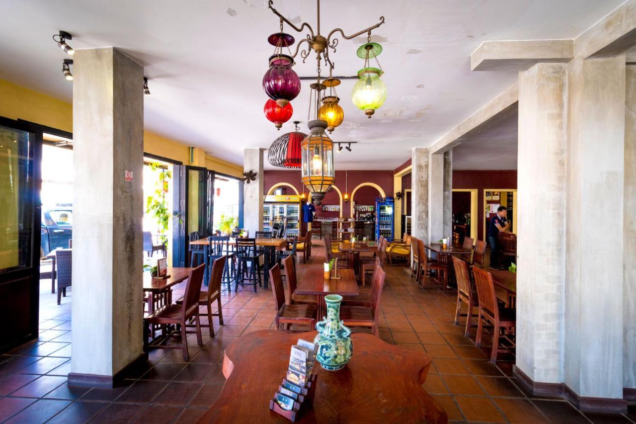 Hotel Inthira Thakhek Zewnętrze zdjęcie