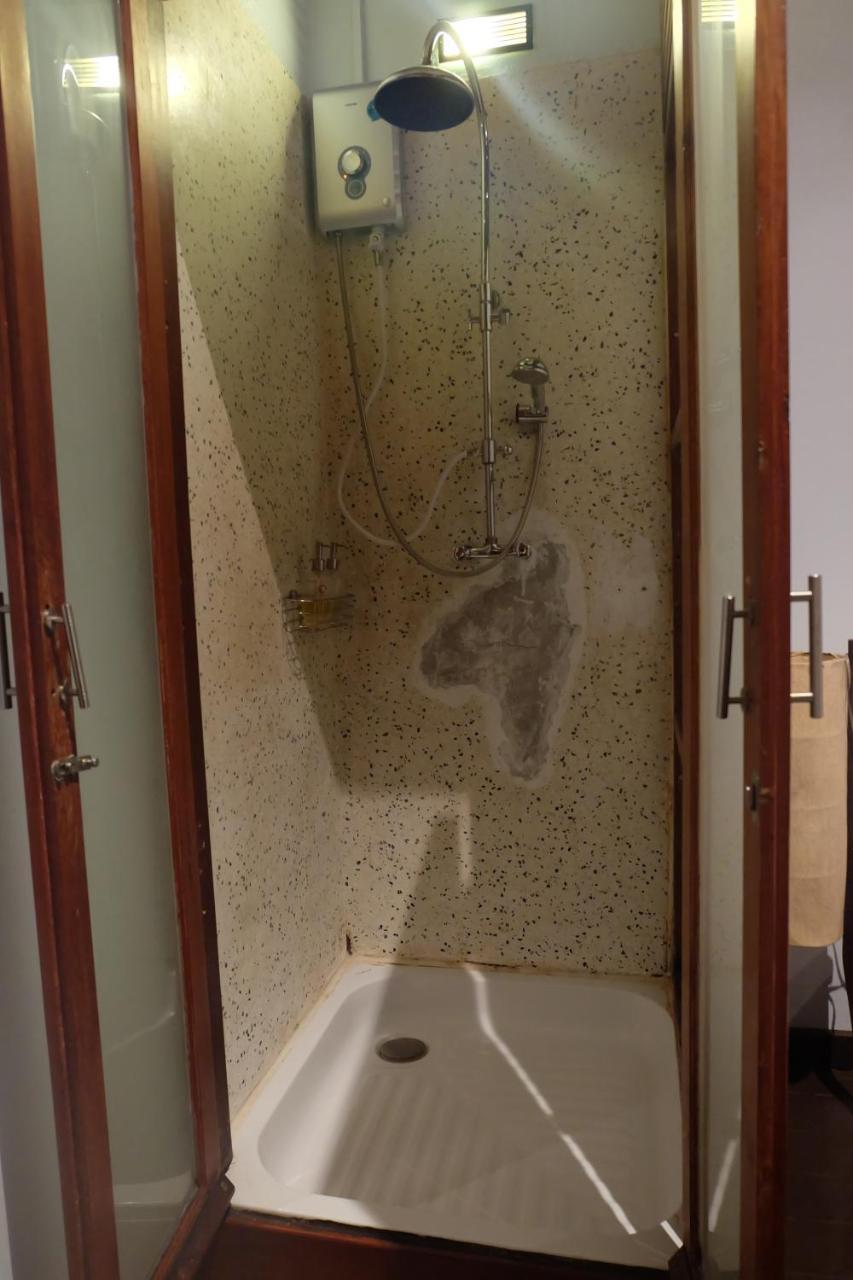 Hotel Inthira Thakhek Zewnętrze zdjęcie
