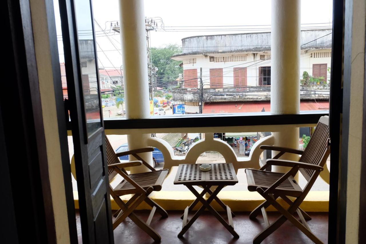 Hotel Inthira Thakhek Zewnętrze zdjęcie