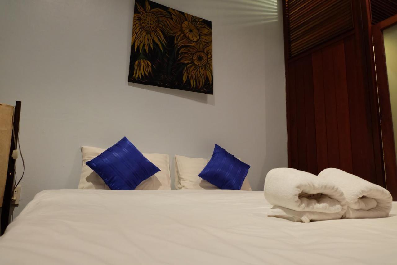 Hotel Inthira Thakhek Zewnętrze zdjęcie